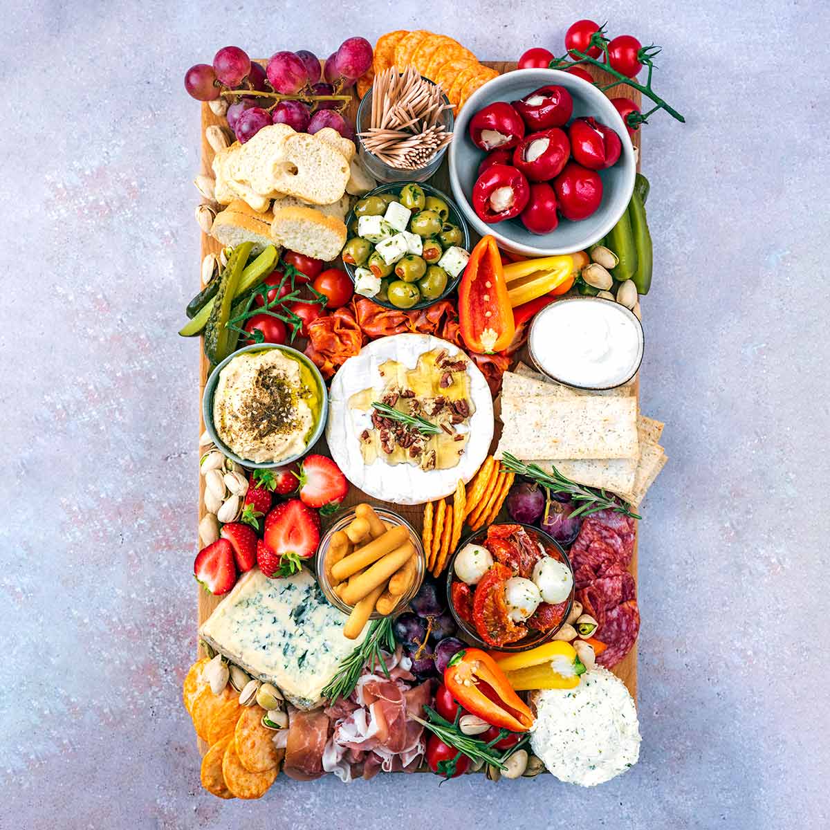 DIY Birthday Number Charcuterie Board  Party snacks, Party platters, Party  food platters